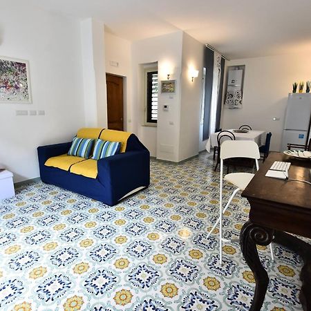 Il Gelsomino Amalfi Bed and Breakfast Buitenkant foto